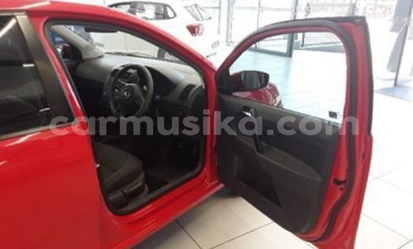 Acheter Occasion Voiture Volkswagen Polo Rouge à Beitbridge, Matabeleland South Acheter Occasion Voiture Volkswagen Polo Rouge à Beitbridge, Matabeleland South