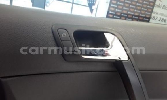 Acheter Occasion Voiture Volkswagen Polo Rouge à Beitbridge, Matabeleland South Acheter Occasion Voiture Volkswagen Polo Rouge à Beitbridge, Matabeleland South