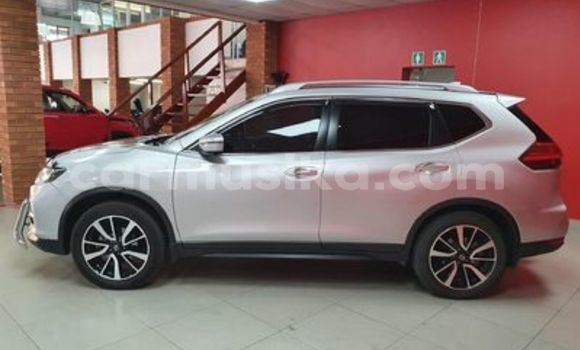 Buy Used Nissan Exa Silver Car in Beitbridge in Matabeleland South