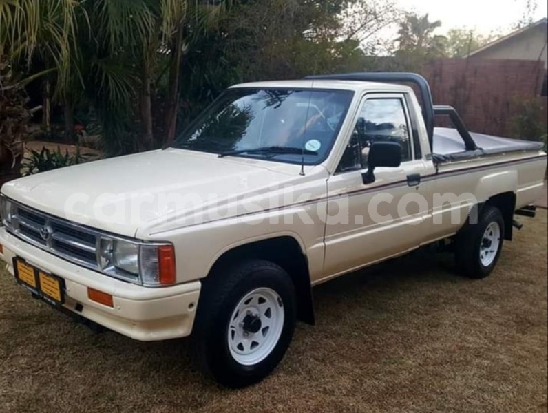 Big with watermark toyota hilux matabeleland south beitbridge 24236