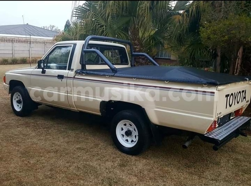 Big with watermark toyota hilux matabeleland south beitbridge 24236