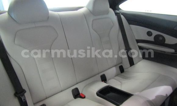 Acheter Occasion Voiture BMW M4 Gris à Beitbridge, Matabeleland South Acheter Occasion Voiture BMW M4 Gris à Beitbridge, Matabeleland South