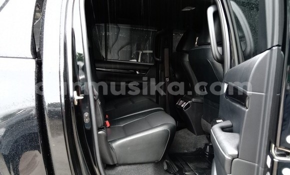 Acheter Occasion Voiture Toyota Hilux Noir à Beitbridge, Matabeleland South Acheter Occasion Voiture Toyota Hilux Noir à Beitbridge, Matabeleland South