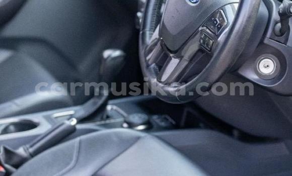 Acheter Occasion Voiture Ford Everest Gris à Chinhoyi, Mashonaland West Acheter Occasion Voiture Ford Everest Gris à Chinhoyi, Mashonaland West