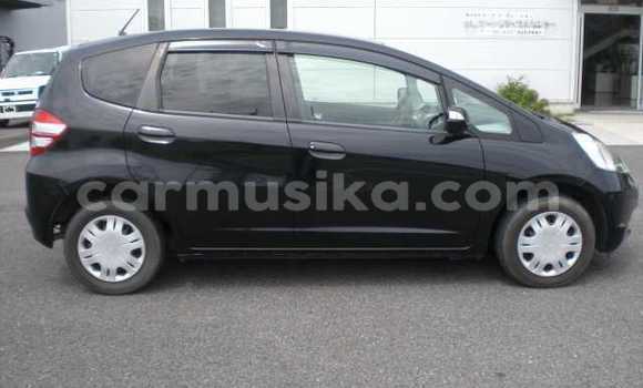 Buy Used Honda Fit Black Car in Beitbridge in Matabeleland South Buy Used Honda Fit Black Car in Beitbridge in Matabeleland South