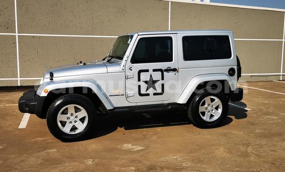 Buy Used Jeep Wrangler Silver Car in Beitbridge in Matabeleland South Buy Used Jeep Wrangler Silver Car in Beitbridge in Matabeleland South
