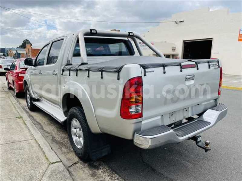 Big with watermark toyota hilux matabeleland south beitbridge 24258