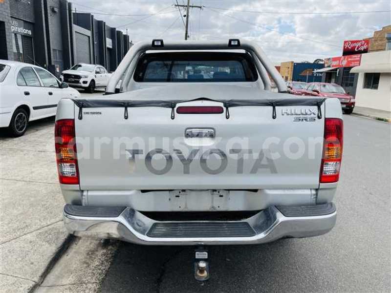 Big with watermark toyota hilux matabeleland south beitbridge 24258