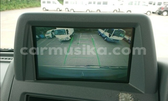 Nunua Ilio tumika Nissan Caravan Nyeupe Gari ndani ya Beitbridge nchini Matabeleland Kusini Nunua Ilio tumika Nissan Caravan Nyeupe Gari ndani ya Beitbridge nchini Matabeleland Kusini