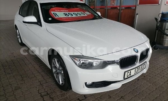 Nunua Ilio tumika BMW 3–Series Nyeupe Gari ndani ya Beitbridge nchini Matabeleland Kusini Nunua Ilio tumika BMW 3–Series Nyeupe Gari ndani ya Beitbridge nchini Matabeleland Kusini