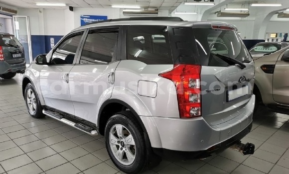 Nunua Ilio tumika Mahindra Commander Fedha Gari ndani ya Beitbridge nchini Matabeleland Kusini Nunua Ilio tumika Mahindra Commander Fedha Gari ndani ya Beitbridge nchini Matabeleland Kusini