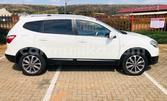 Tenga Tsaru Nissan Qashqai+2 Chena Mota in Beitbridge in Matabeleland South Tenga Tsaru Nissan Qashqai+2 Chena Mota in Beitbridge in Matabeleland South