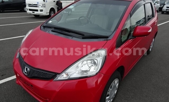 Acheter Occasion Voiture Honda Fit Rouge à Beitbridge, Matabeleland South Acheter Occasion Voiture Honda Fit Rouge à Beitbridge, Matabeleland South