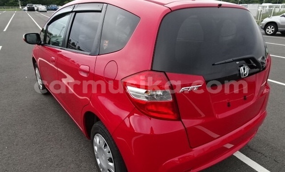 Acheter Occasion Voiture Honda Fit Rouge à Beitbridge, Matabeleland South Acheter Occasion Voiture Honda Fit Rouge à Beitbridge, Matabeleland South