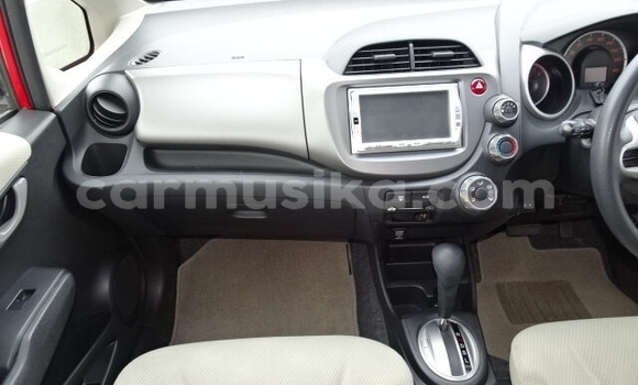 Acheter Occasion Voiture Honda Fit Rouge à Beitbridge, Matabeleland South Acheter Occasion Voiture Honda Fit Rouge à Beitbridge, Matabeleland South