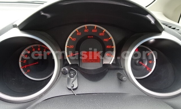 Acheter Occasion Voiture Honda Fit Rouge à Beitbridge, Matabeleland South Acheter Occasion Voiture Honda Fit Rouge à Beitbridge, Matabeleland South