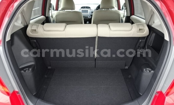 Acheter Occasion Voiture Honda Fit Rouge à Beitbridge, Matabeleland South Acheter Occasion Voiture Honda Fit Rouge à Beitbridge, Matabeleland South