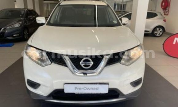 Tenga Tsaru Nissan Exa Chena Mota in Beitbridge in Matabeleland South Tenga Tsaru Nissan Exa Chena Mota in Beitbridge in Matabeleland South