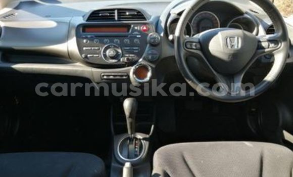 Buy Used Honda Jazz Blue Car in Beitbridge in Matabeleland South Buy Used Honda Jazz Blue Car in Beitbridge in Matabeleland South