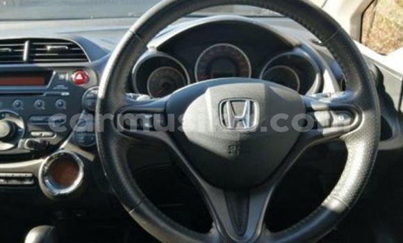 Buy Used Honda Jazz Blue Car in Beitbridge in Matabeleland South Buy Used Honda Jazz Blue Car in Beitbridge in Matabeleland South