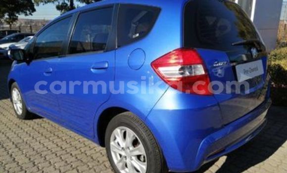 Buy Used Honda Jazz Blue Car in Beitbridge in Matabeleland South Buy Used Honda Jazz Blue Car in Beitbridge in Matabeleland South