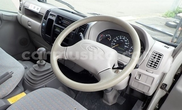 Tenga Tsaru Toyota Dyna Chena Mota in Beitbridge in Matabeleland South Tenga Tsaru Toyota Dyna Chena Mota in Beitbridge in Matabeleland South