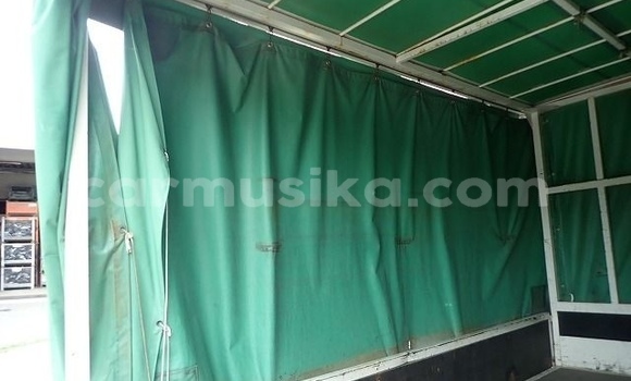 Tenga Tsaru Toyota Dyna Chena Mota in Beitbridge in Matabeleland South Tenga Tsaru Toyota Dyna Chena Mota in Beitbridge in Matabeleland South