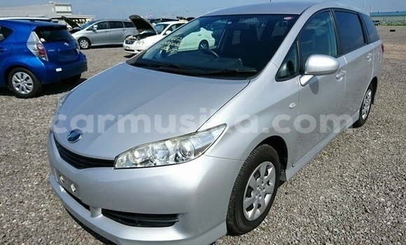 Acheter Occasion Voiture Toyota Wish Blanc à Beitbridge, Matabeleland South Acheter Occasion Voiture Toyota Wish Blanc à Beitbridge, Matabeleland South