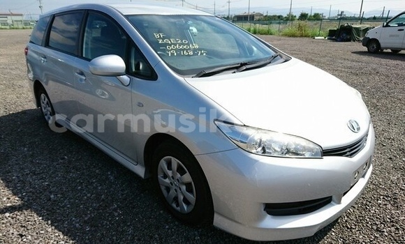 Acheter Occasion Voiture Toyota Wish Blanc à Beitbridge, Matabeleland South Acheter Occasion Voiture Toyota Wish Blanc à Beitbridge, Matabeleland South