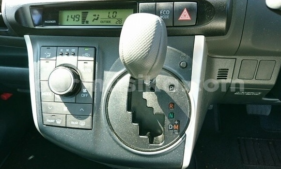 Acheter Occasion Voiture Toyota Wish Blanc à Beitbridge, Matabeleland South Acheter Occasion Voiture Toyota Wish Blanc à Beitbridge, Matabeleland South