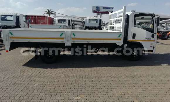 Tenga Tsaru Isuzu TF (Pickup) Chena Mota in Beitbridge in Matabeleland South Tenga Tsaru Isuzu TF (Pickup) Chena Mota in Beitbridge in Matabeleland South