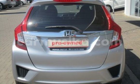 Acheter Occasion Voiture Honda Jazz Gris à Beitbridge, Matabeleland South Acheter Occasion Voiture Honda Jazz Gris à Beitbridge, Matabeleland South