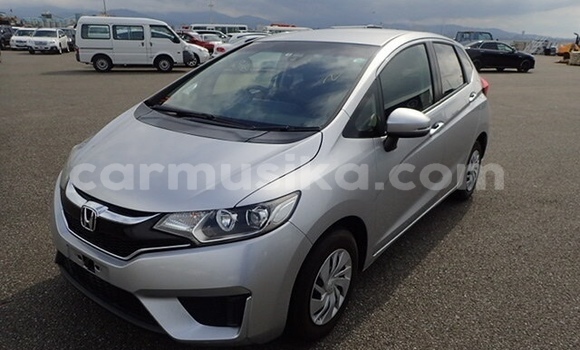 Acheter Occasion Voiture Honda Fit Gris à Beitbridge, Matabeleland South Acheter Occasion Voiture Honda Fit Gris à Beitbridge, Matabeleland South