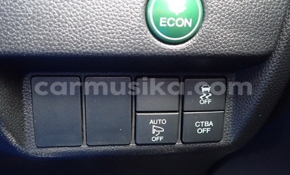 Acheter Occasion Voiture Honda Fit Gris à Beitbridge, Matabeleland South Acheter Occasion Voiture Honda Fit Gris à Beitbridge, Matabeleland South