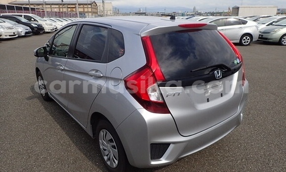 Acheter Occasion Voiture Honda Fit Gris à Beitbridge, Matabeleland South Acheter Occasion Voiture Honda Fit Gris à Beitbridge, Matabeleland South