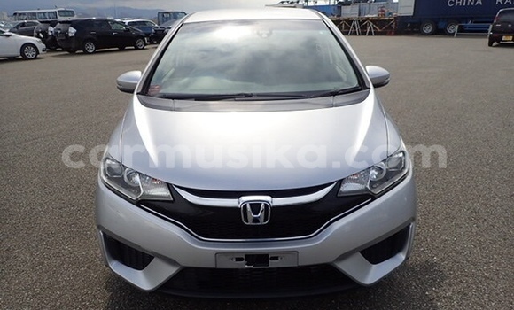 Acheter Occasion Voiture Honda Fit Gris à Beitbridge, Matabeleland South Acheter Occasion Voiture Honda Fit Gris à Beitbridge, Matabeleland South