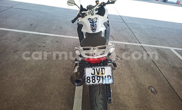 Acheter Occasion Moto BMW F 700 Gris à Borrowdale, Harare Acheter Occasion Moto BMW F 700 Gris à Borrowdale, Harare