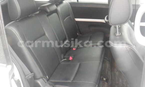 Acheter Occasion Voiture Toyota ISis Blanc à Beitbridge, Matabeleland South Acheter Occasion Voiture Toyota ISis Blanc à Beitbridge, Matabeleland South