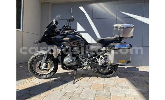 Acheter Occasion Moto BMW R1200GS Adventure Beige à Harare, Harare Acheter Occasion Moto BMW R1200GS Adventure Beige à Harare, Harare