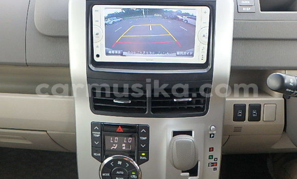 Tenga Tsaru Toyota Noah Chena Mota in Beitbridge in Matabeleland South Tenga Tsaru Toyota Noah Chena Mota in Beitbridge in Matabeleland South