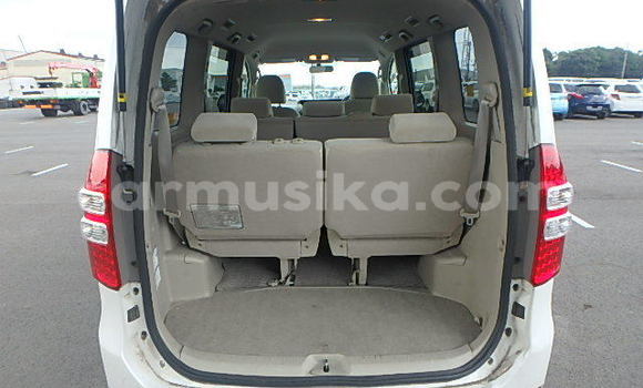 Tenga Tsaru Toyota Noah Chena Mota in Beitbridge in Matabeleland South Tenga Tsaru Toyota Noah Chena Mota in Beitbridge in Matabeleland South