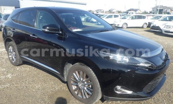 Nunua Ilio tumika Toyota Harrier Nyeusi Gari ndani ya Beitbridge nchini Matabeleland Kusini Nunua Ilio tumika Toyota Harrier Nyeusi Gari ndani ya Beitbridge nchini Matabeleland Kusini
