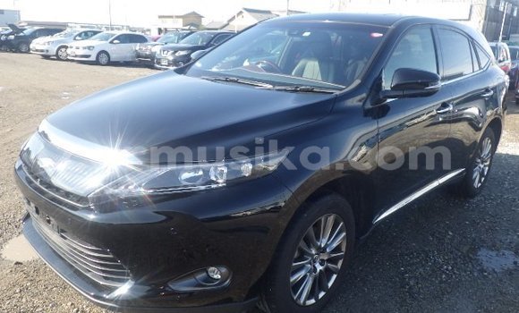 Nunua Ilio tumika Toyota Harrier Nyeusi Gari ndani ya Beitbridge nchini Matabeleland Kusini Nunua Ilio tumika Toyota Harrier Nyeusi Gari ndani ya Beitbridge nchini Matabeleland Kusini