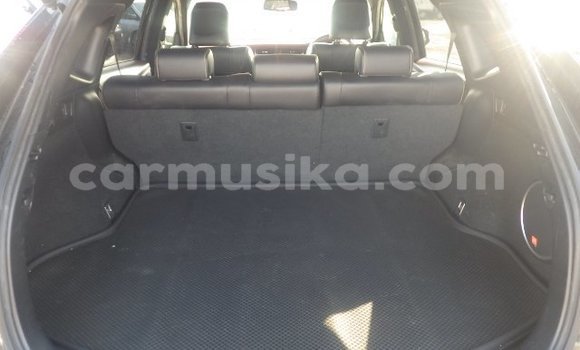 Nunua Ilio tumika Toyota Harrier Nyeusi Gari ndani ya Beitbridge nchini Matabeleland Kusini Nunua Ilio tumika Toyota Harrier Nyeusi Gari ndani ya Beitbridge nchini Matabeleland Kusini