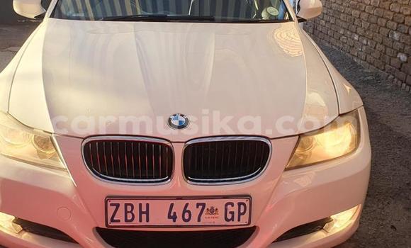 Acheter Occasion Voiture BMW 3–Series Blanc à Borrowdale, Harare