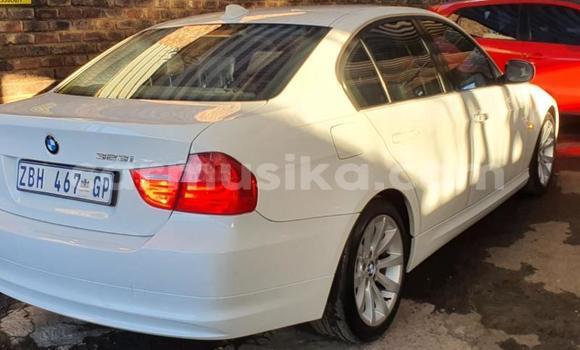Acheter Occasion Voiture BMW 3–Series Blanc à Borrowdale, Harare Acheter Occasion Voiture BMW 3–Series Blanc à Borrowdale, Harare
