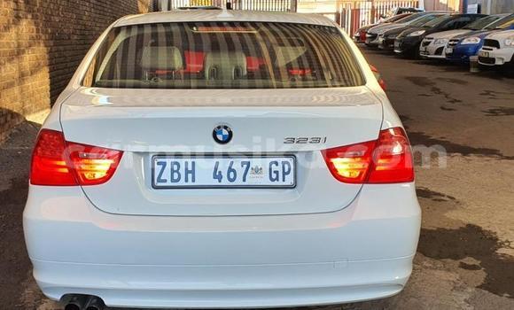 Acheter Occasion Voiture BMW 3–Series Blanc à Borrowdale, Harare Acheter Occasion Voiture BMW 3–Series Blanc à Borrowdale, Harare