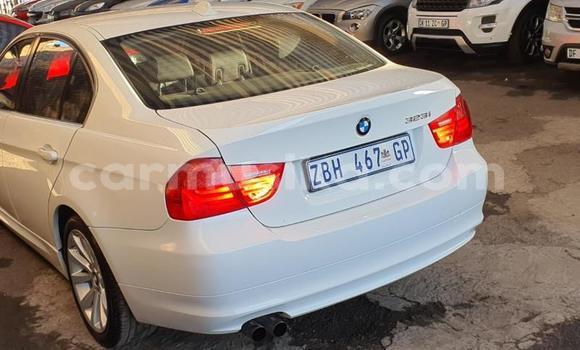 Acheter Occasion Voiture BMW 3–Series Blanc à Borrowdale, Harare Acheter Occasion Voiture BMW 3–Series Blanc à Borrowdale, Harare