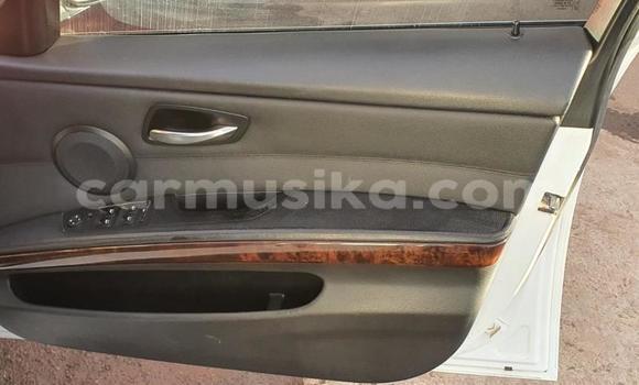 Acheter Occasion Voiture BMW 3–Series Blanc à Borrowdale, Harare Acheter Occasion Voiture BMW 3–Series Blanc à Borrowdale, Harare