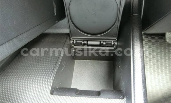 Acheter Occasion Voiture Toyota Succeed Blanc à Beitbridge, Matabeleland South Acheter Occasion Voiture Toyota Succeed Blanc à Beitbridge, Matabeleland South